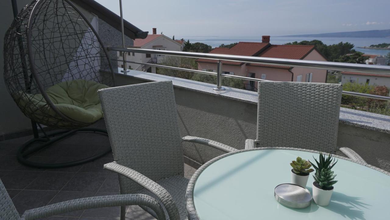 Apartments Bestak Krk Town Eksteriør bilde